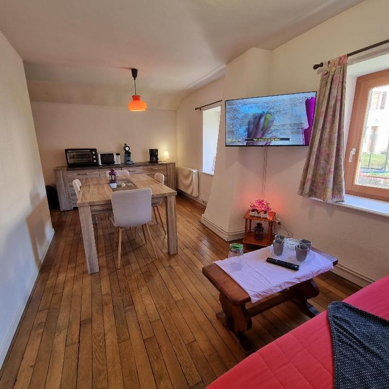 Gite Myrtille 2 A 6 Personnes Avec Spa Et Salle De Jeux Dans La Residence Ventron Exterior photo